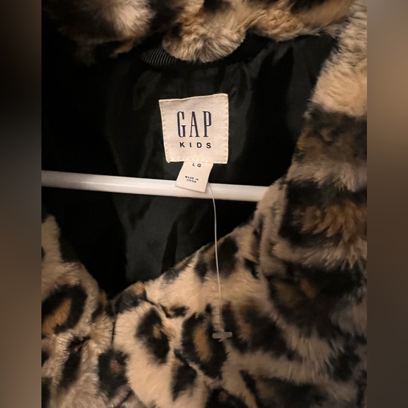 GAP Kids Leopard faux fur jacket - Picture 2 of 3